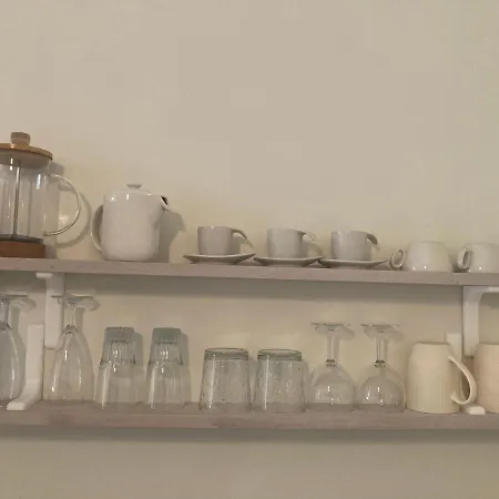 Serene Sixteen - Centre Apartment *