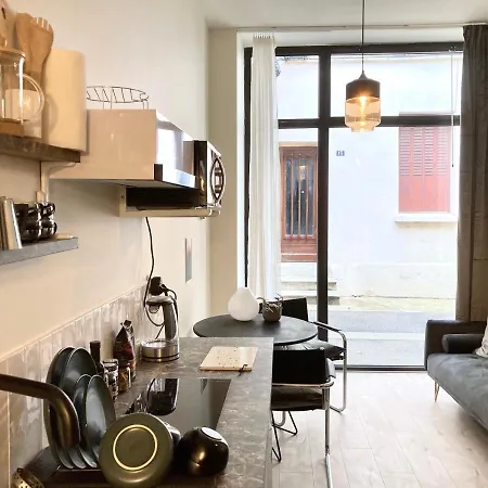 Serene Sixteen - Centre * Valence (Drome)