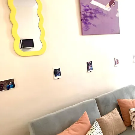 Serene Sixteen - Centre Apartment